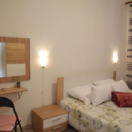 Apartments Margareta & Ena Малинска Экстерьер фото